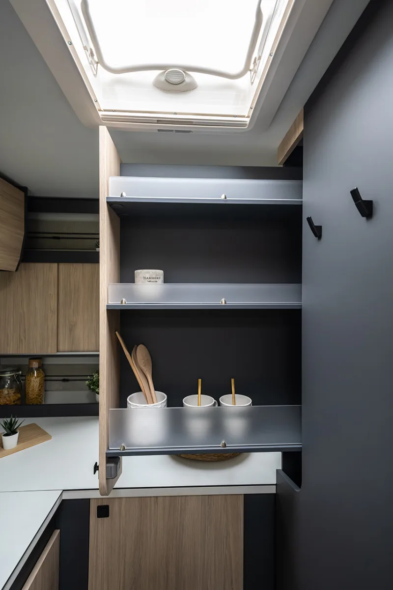 Frankia NEO Liner 6.6 H – MB — apothekerskast