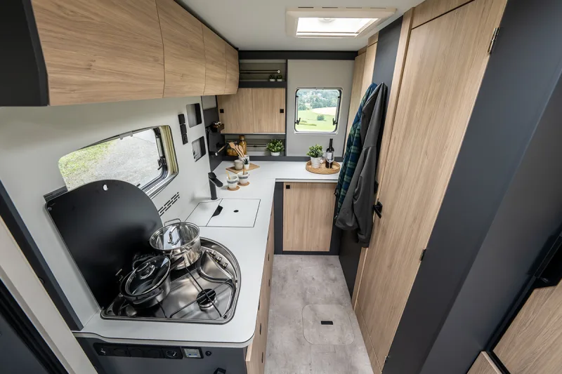 Frankia NEO Liner 6.6 H – MB — keuken