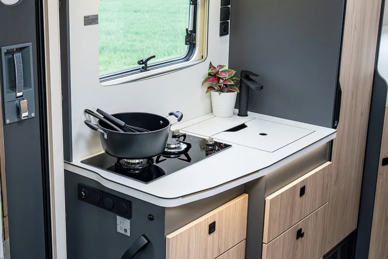 Frankia NEO Liner 7.0 B – MB — keuken